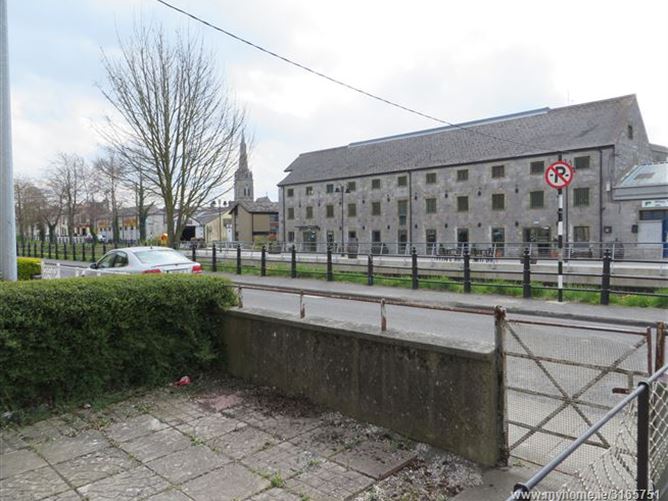 22 Clontarf Road, Tullamore, Offaly Youbid.ie 4694959 MyHome.ie