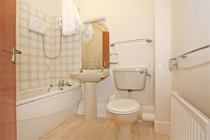 Apartment 9, 63/64 Georgian Manor, Clare Street, Limerick