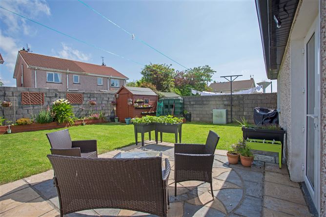 2 The Green, Sweetfields, Youghal, Cork