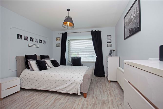2 The Green, Sweetfields, Youghal, Cork
