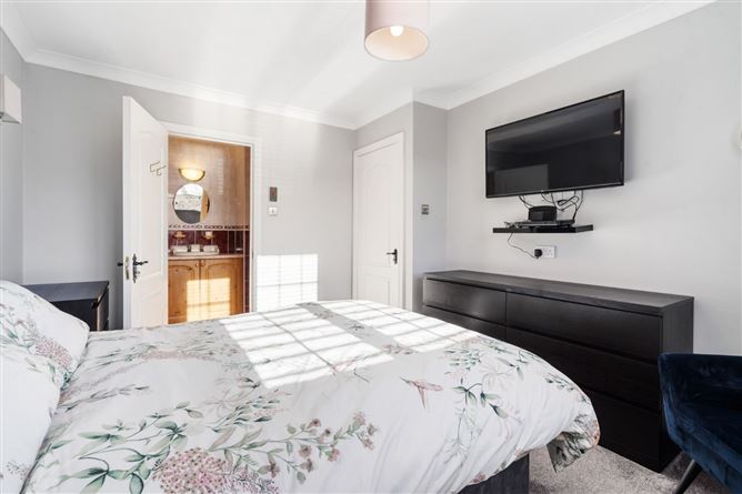 29a Foxhill Drive, Ayrfield, Dublin 13