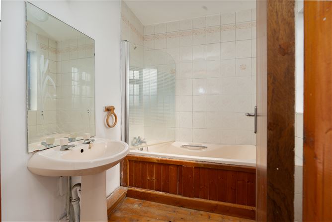22 Rockboro Road, Old Blackrock Road, Ballintemple, Cork