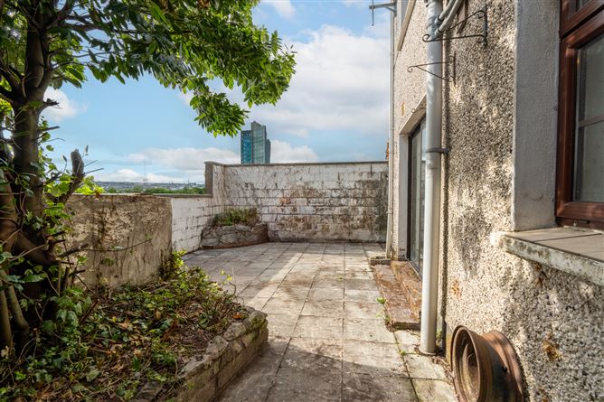 22 Rockboro Road, Old Blackrock Road, Ballintemple, Cork