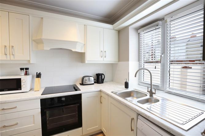 12a Kenilworth Lane East, Rathgar, Dublin 6, County Dublin