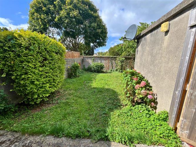 1 Abbey Court, Kill of the Grange, Monkstown, County Dublin