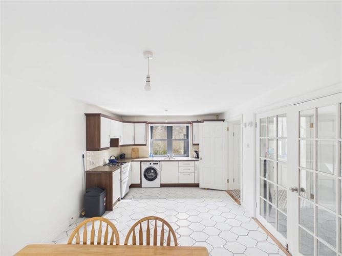 The Lodge, The Glen, Glenbrook, Cork