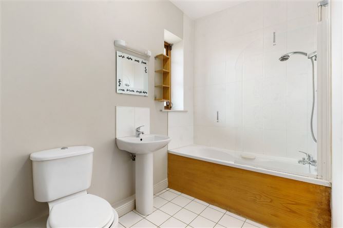 Photo 8 of 11 — 10 Marley House, Taylors Hill, Rathfarnham, Dublin 16
