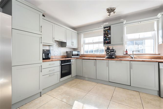 2 Ridge Hall, Ballybrack, County Dublin