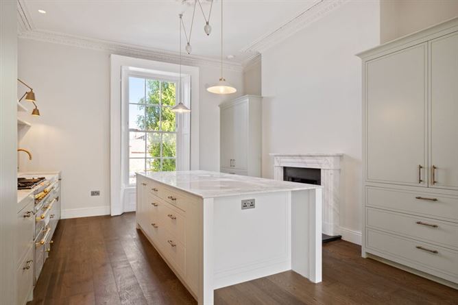 80 Leeson Street Upper, Dublin 4, Ballsbridge