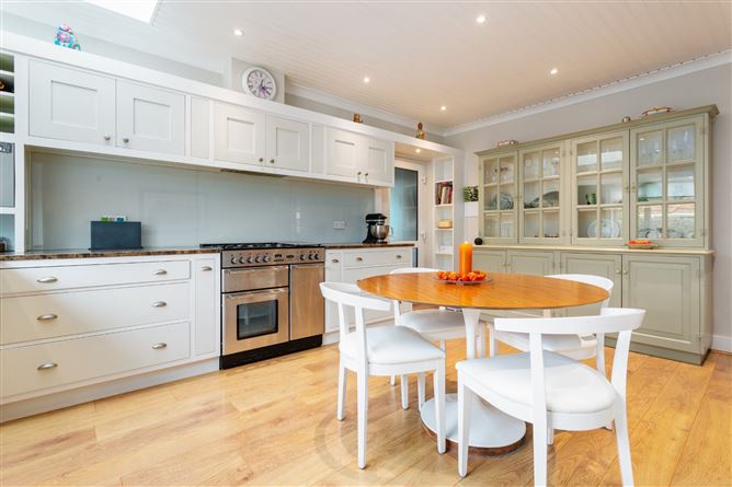 18A Park Villas, Castleknock, Dublin 15