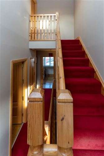 28 Waterside , Castleheights , Carrigaline, Cork