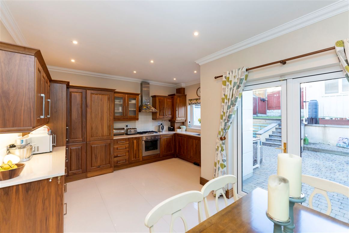 28 Waterside , Castleheights , Carrigaline, Cork  28 Waterside , Castleheights , Carrigaline, Cork