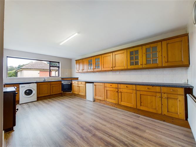 56 New Moyne Road, Thurles, Co. Tipperary
