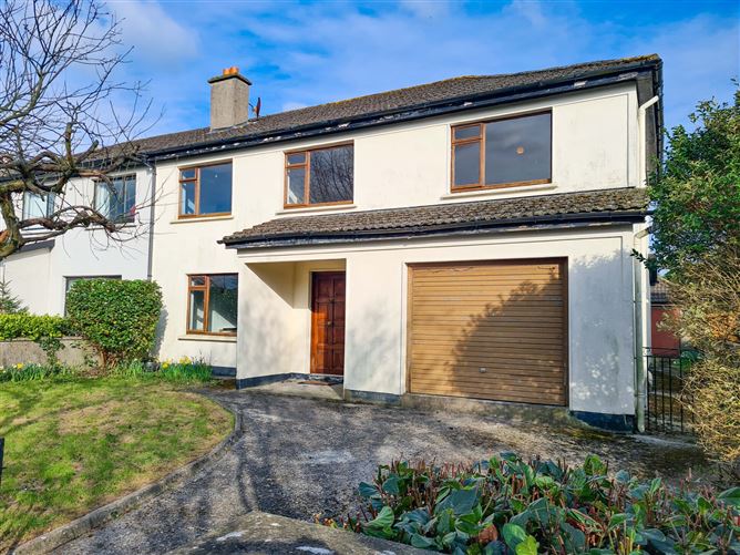 56 New Moyne Road, Thurles, Co. Tipperary