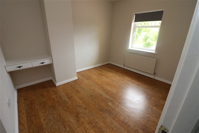 2 Oakwood, Athenry, Galway