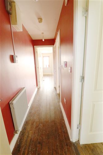 8 Poppintree Parade, Ballymun, Dublin 11