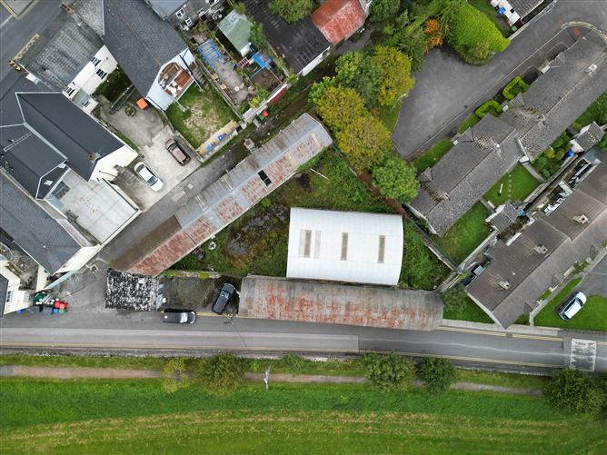 Canal Banks, Athlone West, Westmeath