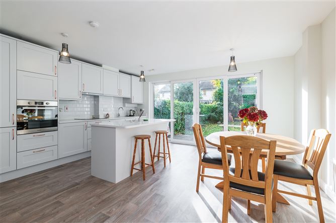 24 Roebuck Castle, Clonskeagh, Dublin 14