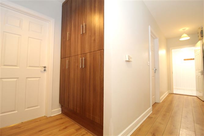 11 Macregol Cuirt, Birr, Co. Offaly