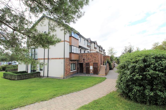 11 Macregol Cuirt, Birr, Co. Offaly