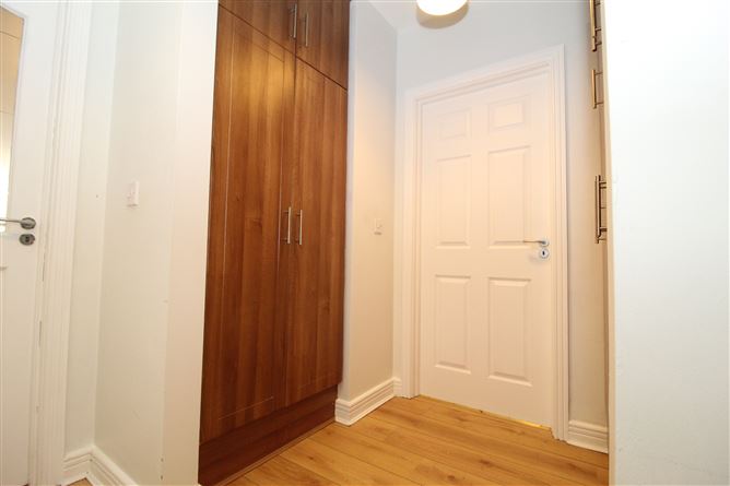 11 Macregol Cuirt, Birr, Co. Offaly