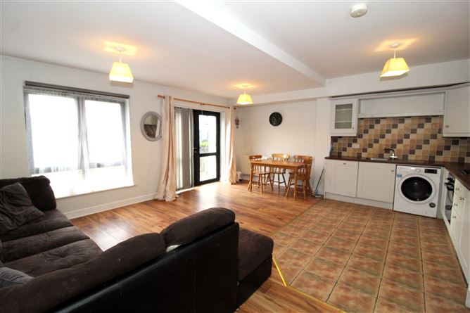 11 Macregol Cuirt, Birr, Co. Offaly
