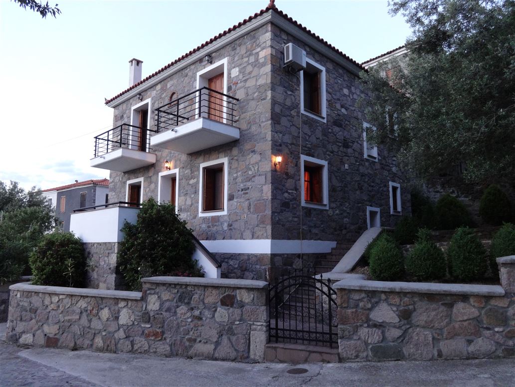 Private, Vatoussa, Lesvos