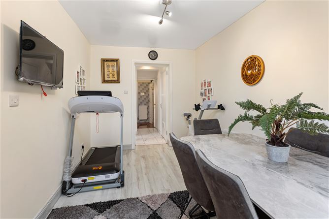 560 Mourne Road, Drimnagh, Dublin 12