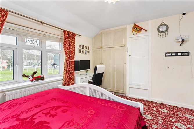 560 Mourne Road, Drimnagh, Dublin 12
