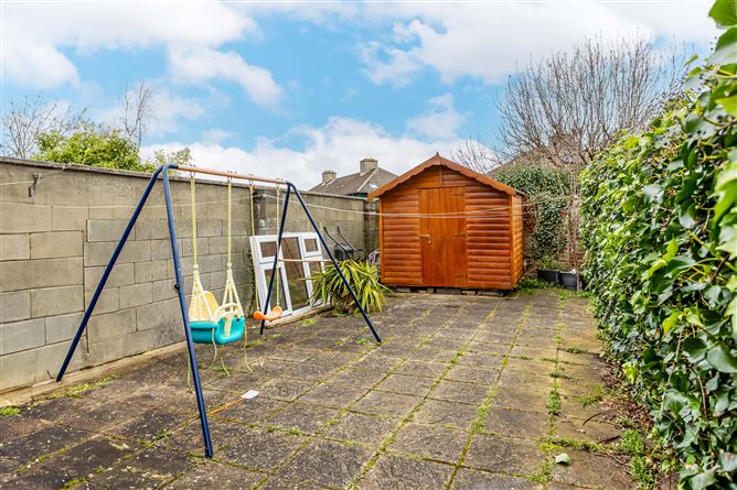 560 Mourne Road, Drimnagh, Dublin 12