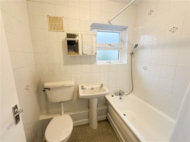 5 Ballinfoile Park, Headford Road, Galway City