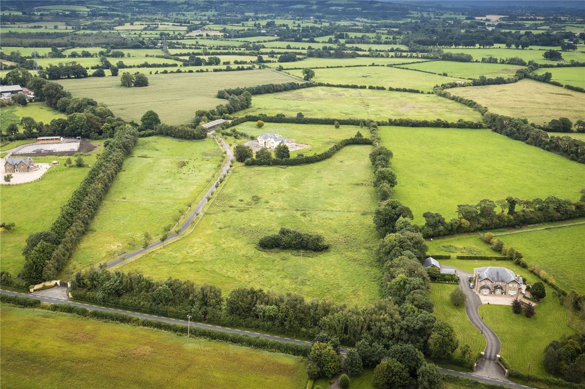 Hazelwilliam Stud, Flemington South, Mullacash, Co. Kildare