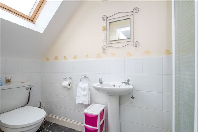 5 Killeen Court, Borrisokane, Co. Tipperary