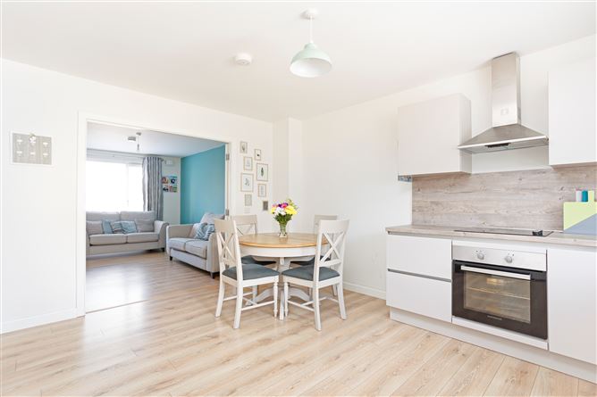 6 St Helens Court, Adamstown, Dublin