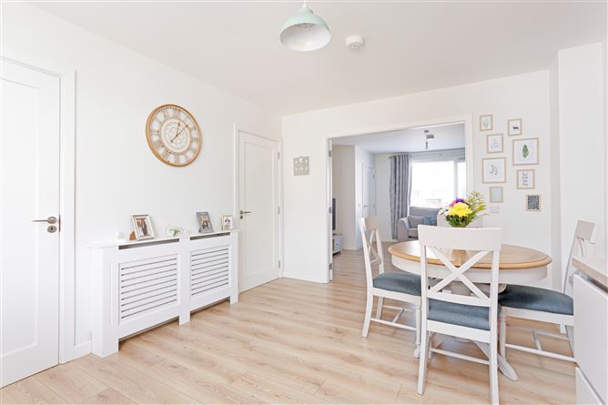 6 St Helens Court, Adamstown, Dublin