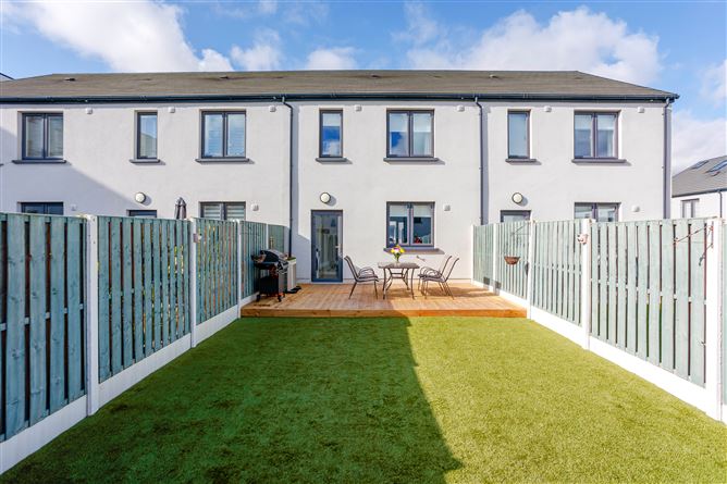 6 St Helens Court, Adamstown, Dublin