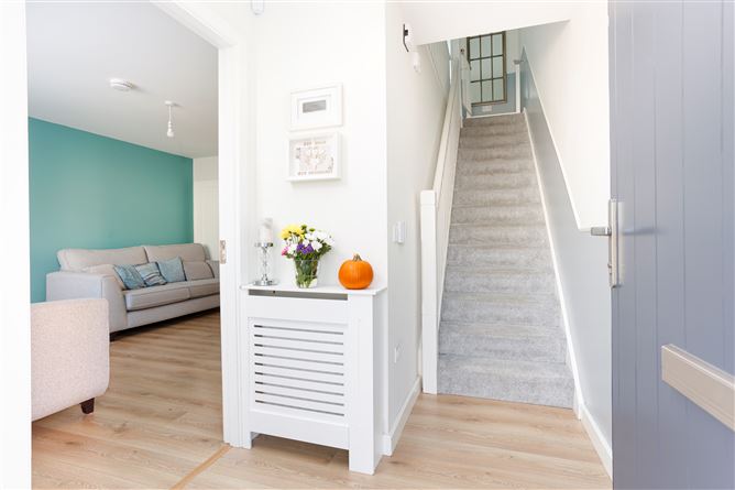 6 St Helens Court, Adamstown, Dublin