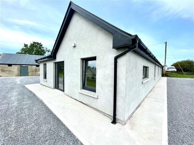 Kelly's Cottage, Kilgarvan lower, BallyLongford, Kerry Gary O