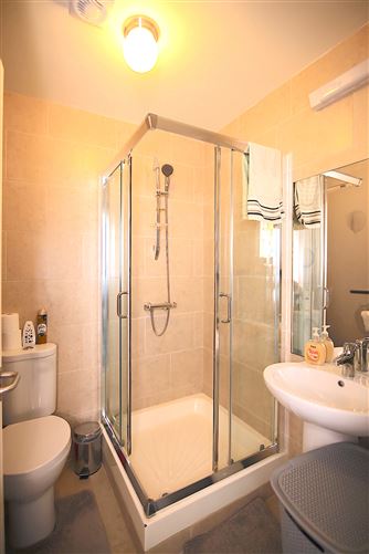 38 Ard Cluain , Clonee, Dublin 15
