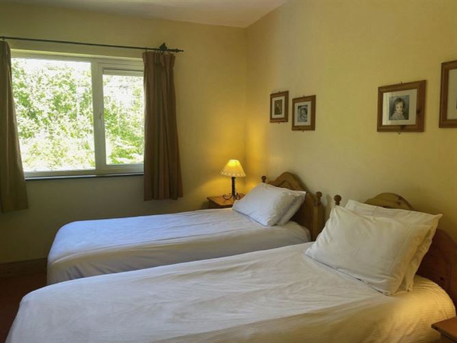 Sunnyhill Holiday Homes,Cork and Kerry