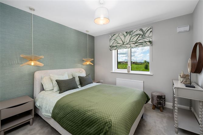https://photos-a.propertyimages.ie/media/9/6/1/4922169/919450f6-cd24-407e-b273-160d188dcbd5_l.jpg