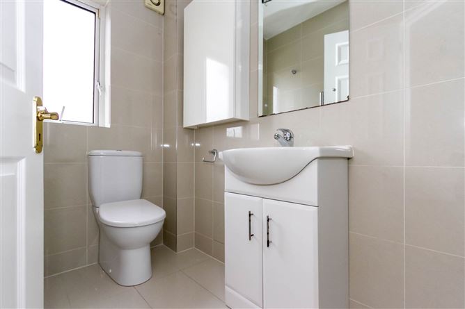 5 Wolverton Glen, Castlepark Road, Dalkey, County Dublin