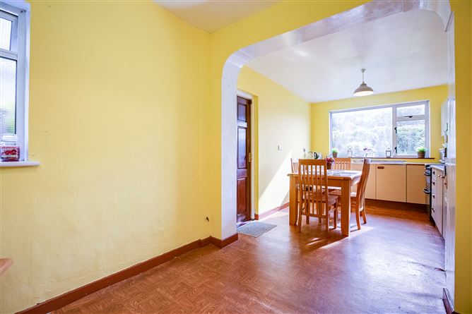 32 Villa Park Avenue, Navan Road, Dublin 7