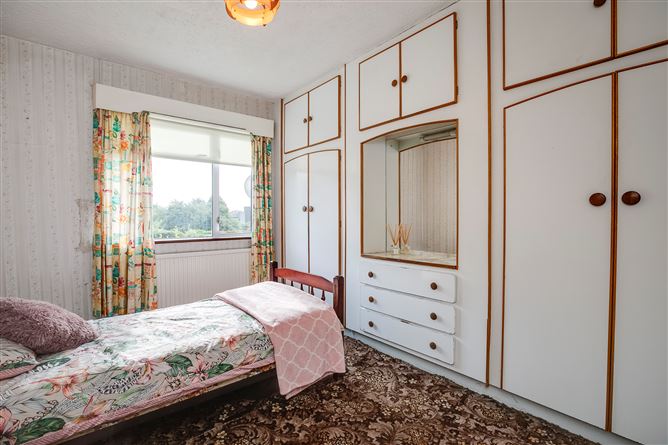 32 Villa Park Avenue, Navan Road, Dublin 7