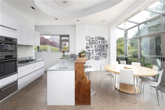 Algonquin, Factory Hill, Glountaune, Cork City