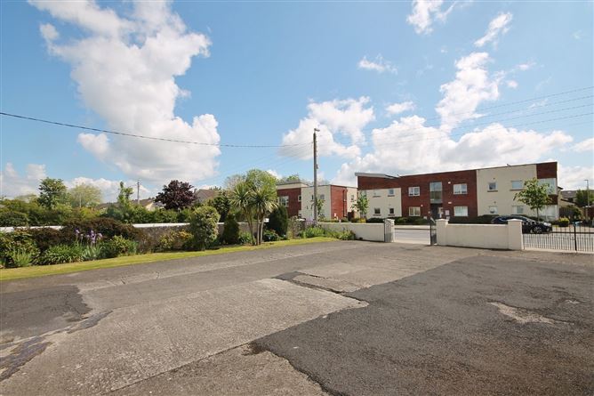 86 Dodsborough Cottages, Lucan, Co. Dublin