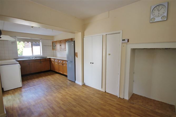 86 Dodsborough Cottages, Lucan, Co. Dublin