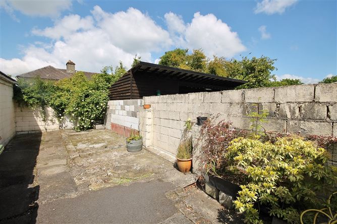 86 Dodsborough Cottages, Lucan, Co. Dublin