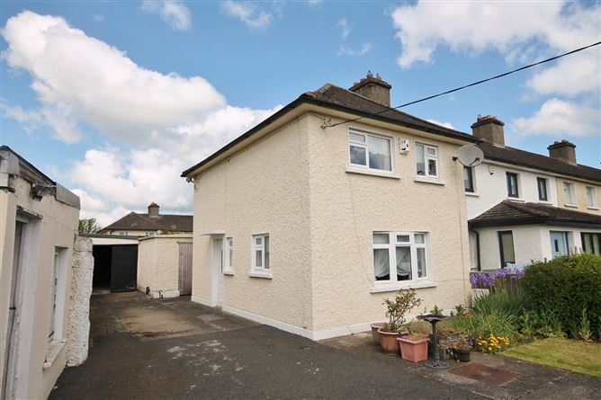 86 Dodsborough Cottages, Lucan, Co. Dublin