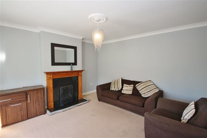 8 Griffeen Glen Vale, Lucan, Co. Dublin